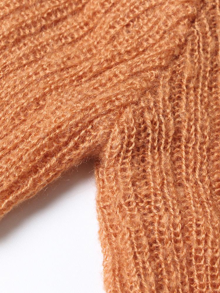 Spring 2025 Women's Lightweight Knit Sweater – Half-High Collar Seahorse Hair, Solid Color, Versatile and Stylish.