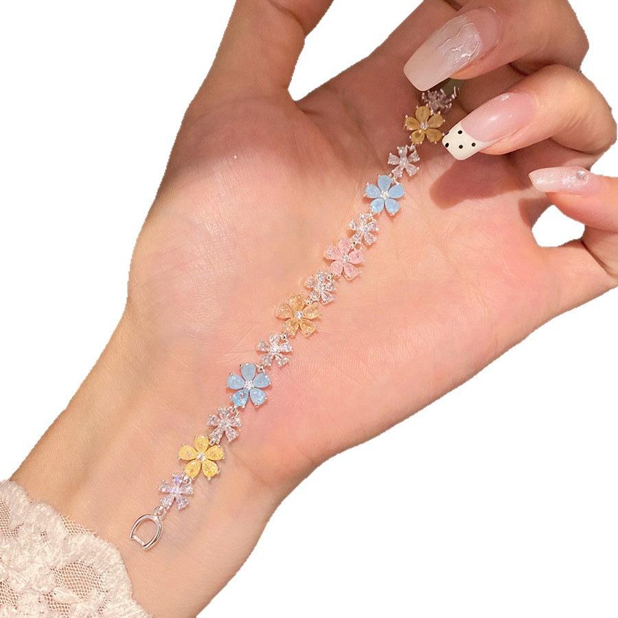 Rhinestone Flower Dopamine Zirconia Bracelet: Luxurious, Fresh Girly Style Hand Jewelry