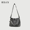 Retro Large Capacity Tote Bag with Wide Shoulder Strap Design Commuter Shoulder Crossbody Bag
