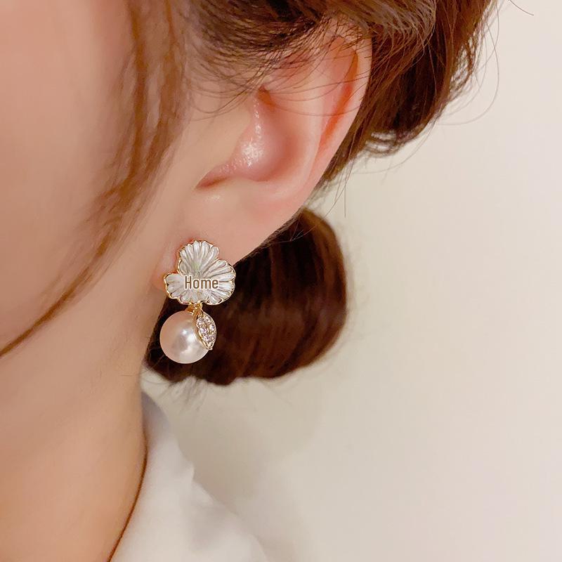 S925 Silver Needle Pearl Flower Earrings: Elegant, Luxury Niche Design for Summer