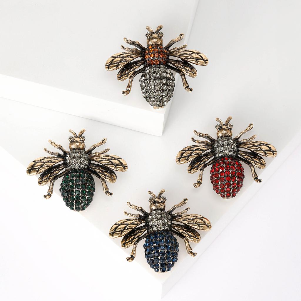 Rhinestone Bee Brooch for Women Unisex Pearl Beetle Pin Enamel Insect Lapel Pin Banquet Party Backpack Gifts Jewelry Accessories
