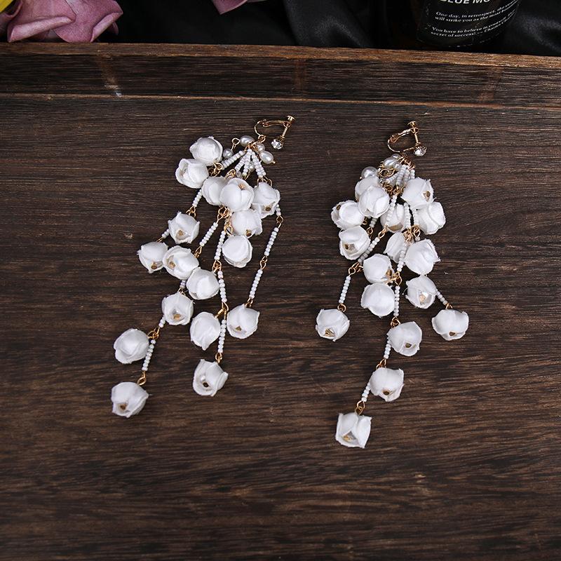 Gentle White Flower Tassel Earrings Headdress Accessories White Dress Performance Earrings