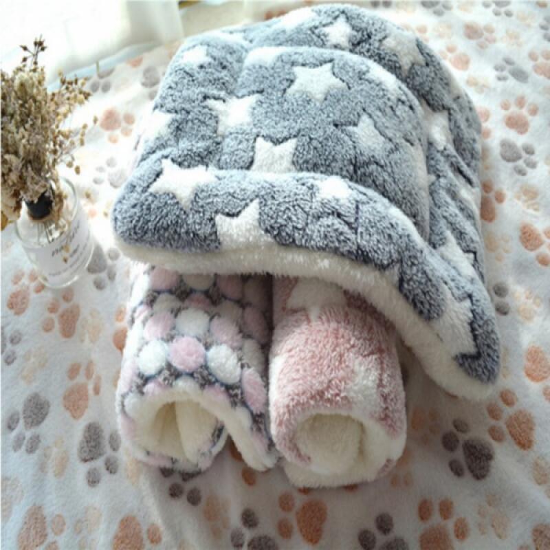 Pet Dog Cushion 47x33 Baby s Breath