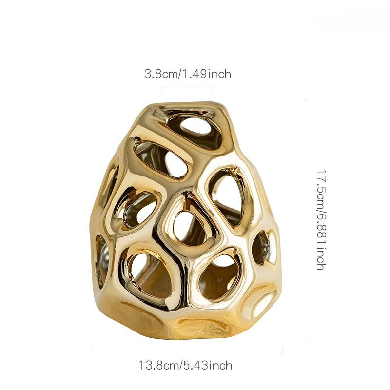 Hollow Ceramic Vase with High-end Feel Flower Arrangement Home Living Room Desktop Decoration Ornaments