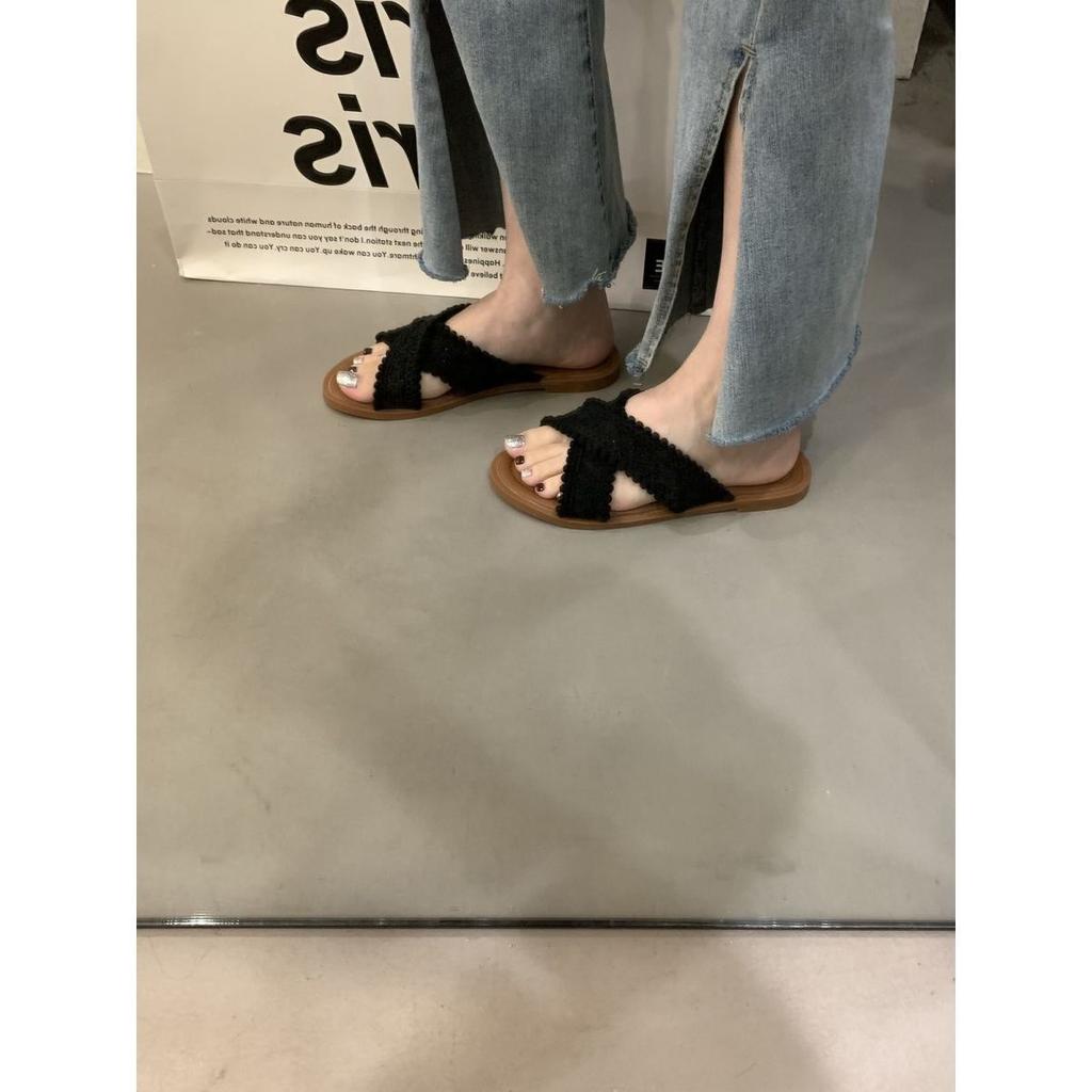 One-word slippers women wear flat bottom in summer 2025 This year's popular new fairy style French soft bottom cool slippers tide