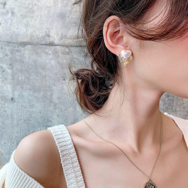 

Earrings Temperament Earrings with European and American Love Pearl Zircon Earrings for Modern Female Gifts