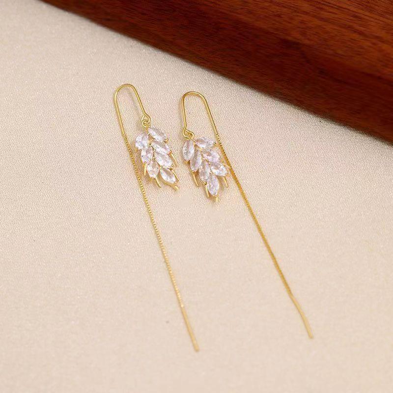 Korean Chic Zircon Wheat Earrings - Elegant, Unique Design