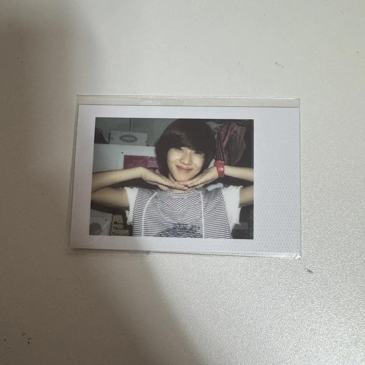 

Полароид из поп-ап магазина Shinee Taemin