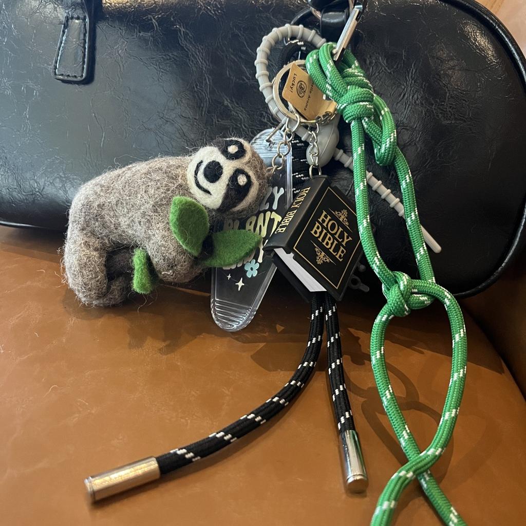 Miu tether wool felt puppy lamb sloth handmade pendant bag pendant car key chain pendant