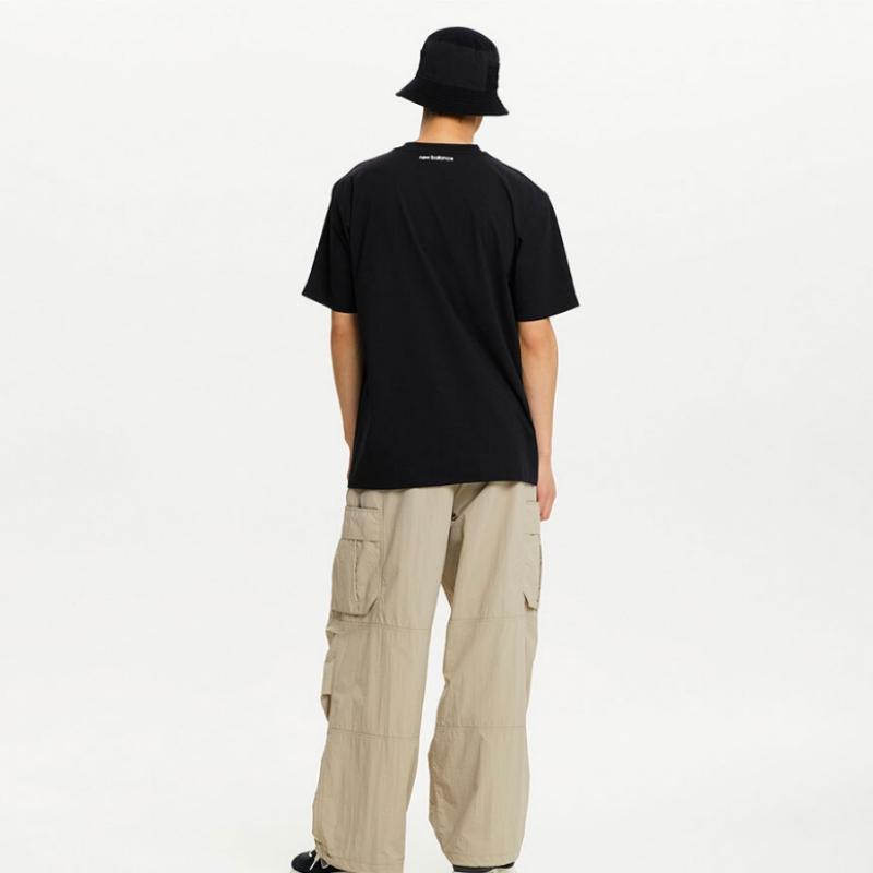 New Balance Uni Frozen Small Logo T shirT Black Nbnegco210