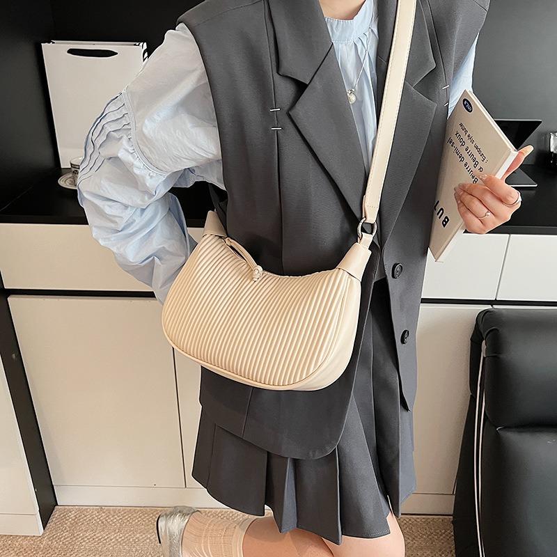 Summer fashion underarm bag women's new casual shoulder bag high-end messenger dumpling bag