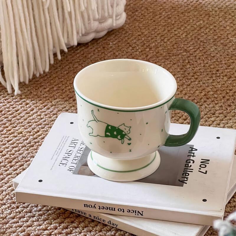 High-footed Ceramic Mug