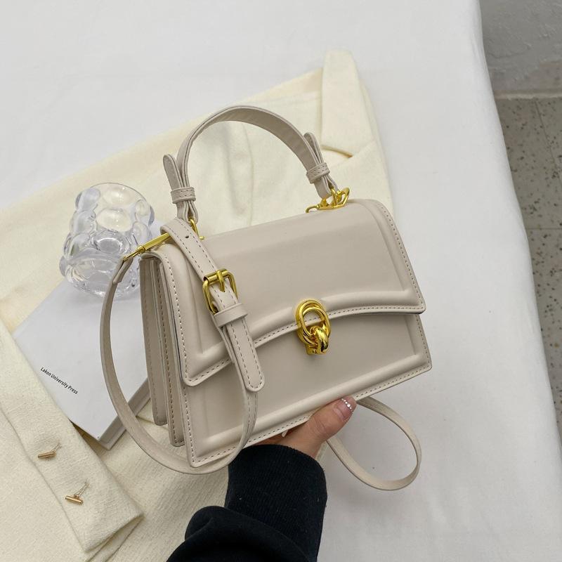French niche fashion foreign style portable small square bag Internet celebrity 2025 new spring women shoulder crossbody armpit bag