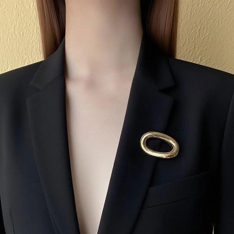 1pc Metal Glossy Pin For Women Unique Exquisite Suit Corsage Pins Party Jewelry Fashion Accessory