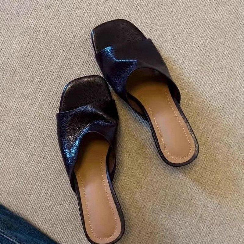 Fashion Slippers For Women's Summer Casual Thick-Heeled Black Slippers New Style Comfortable Home Footwear Fashionable And Stylish