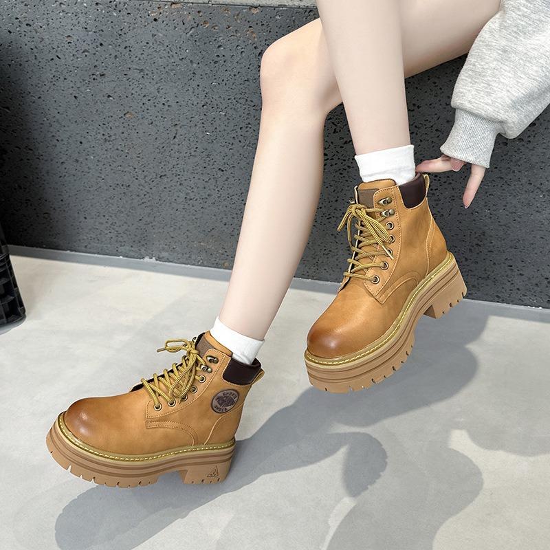 C Platform Martin Boots Women's Street Shooting Invisible Inner Heightening Boots Mountaineering Hiking Short Boots