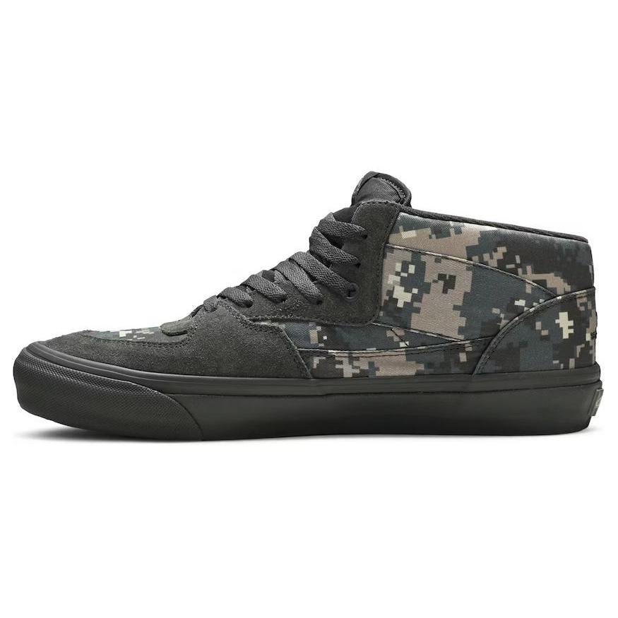 

Vans WTAPS X Half Cab LX Digi Camo VN0A3DP6U9V 42