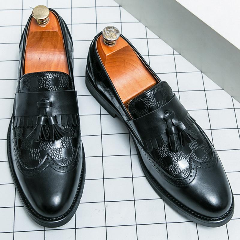 Luxury Men's Tassels Patchwork Patent Leather Shoes Designer Gentleman Loafers Moccasins Wedding Dress Footwear Zapatos Hombre
