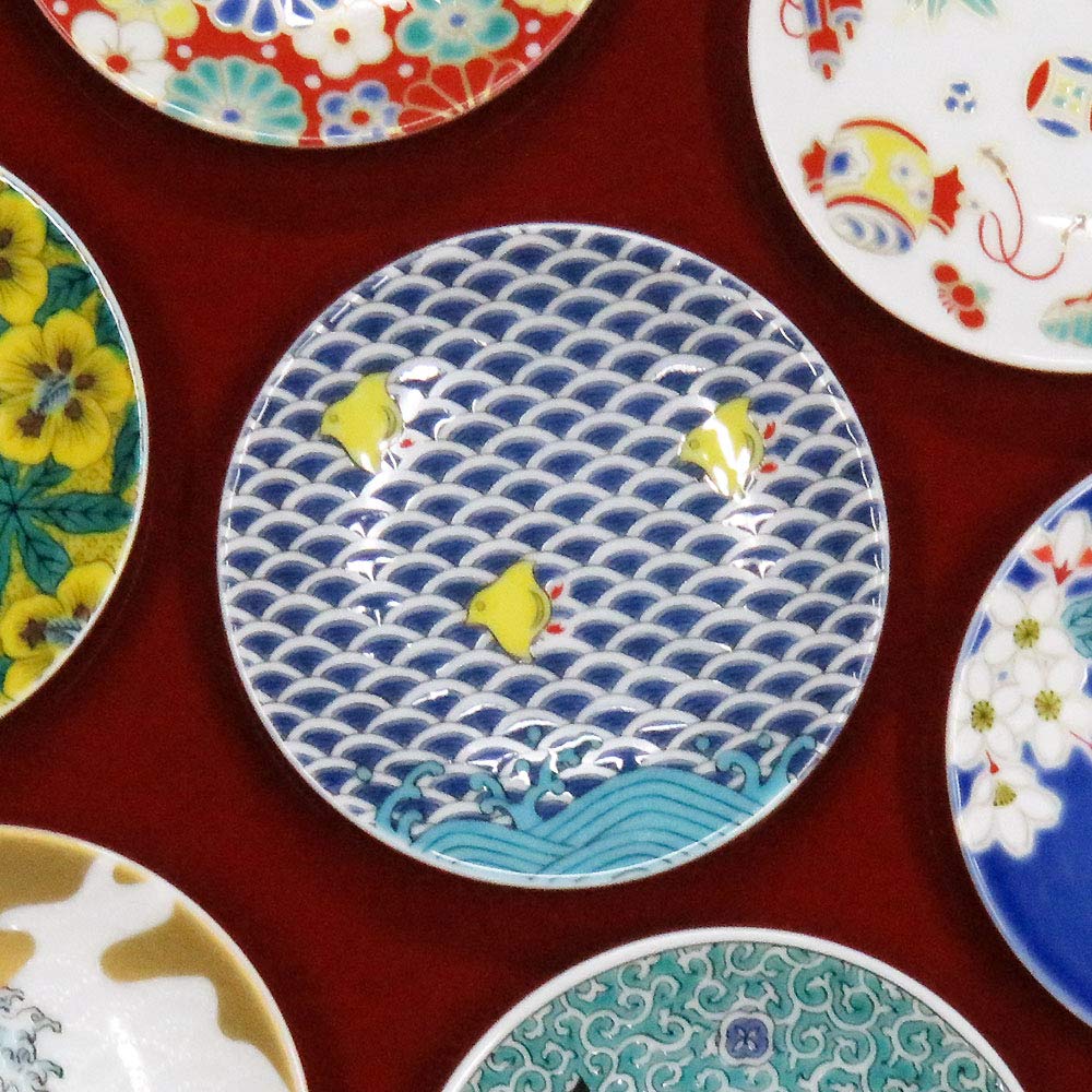 

Waza no Kura Стильные auspicious маленькие тарелки Кутани с изображением зуйка, маленькие сервировочные, брендированные японские - тарелки, дизайн, керамика, тарелки, посуда.