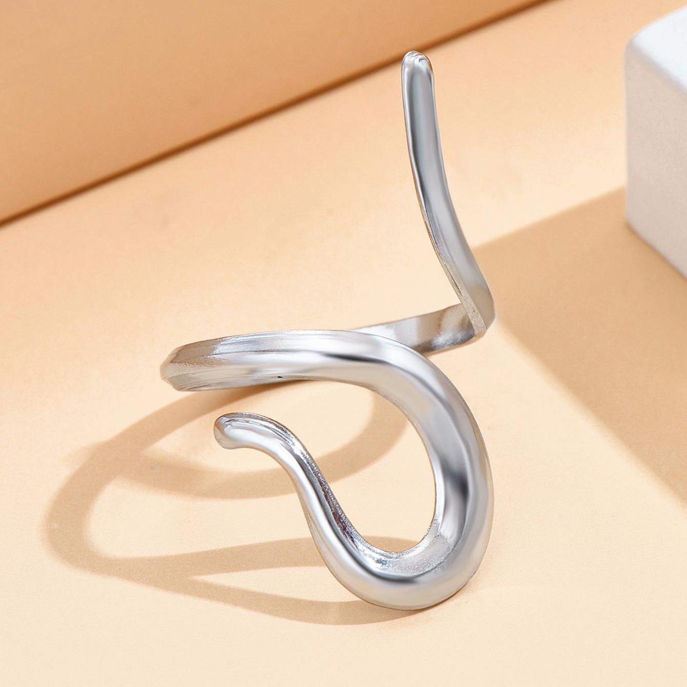 High-End Retro Titanium Steel Gold-Plated Irregular Design Open Ring
