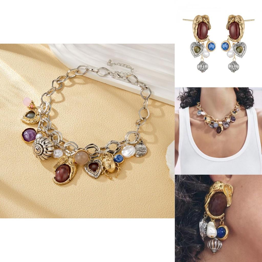 Vintage Style Geometric Animal Shaped Pendant Earrings For Women With Pearl Accents