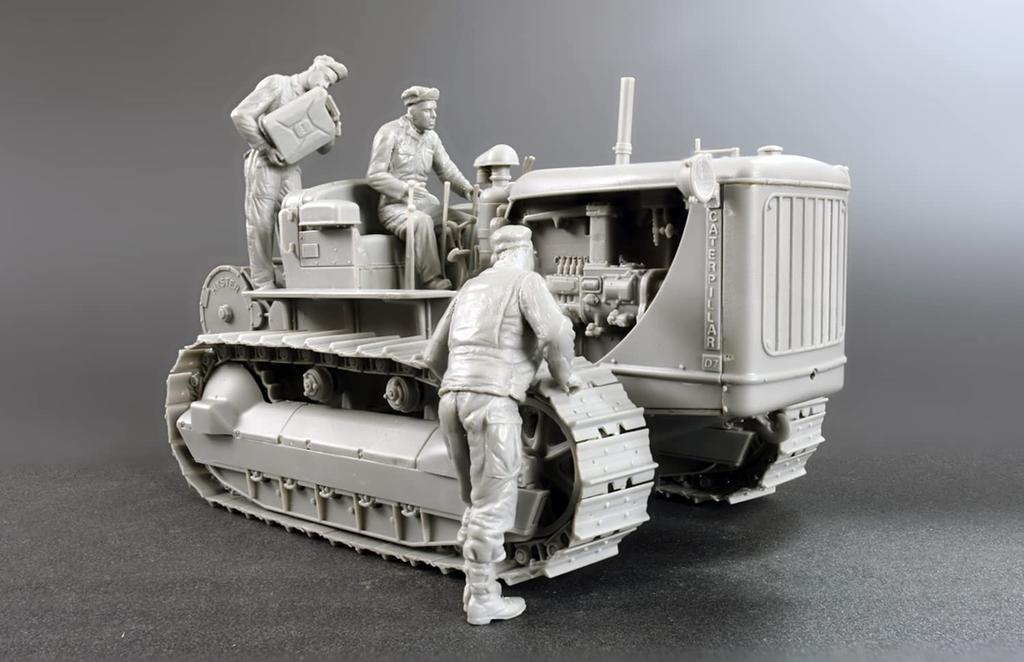 MiniArt US Military Tractor with Towing Winch and 3 Soldiers MA35225 Plastic Model 1/35