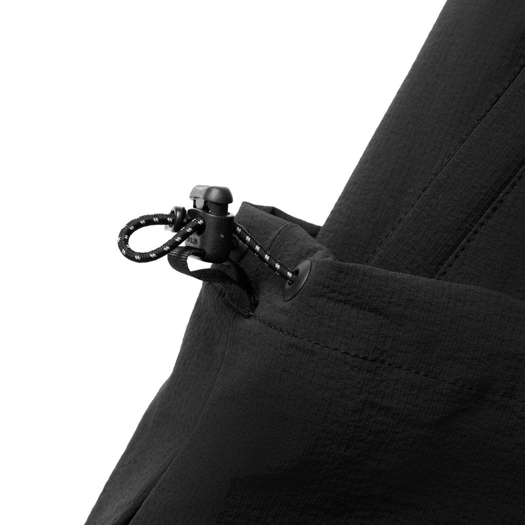 Li Ning Sports Lifestyle Series Solid Color Mid Waist Ice Silk Quick Dry Cool Breathable Versatile Straight Leg Sports Shorts Men Shorts AKSV289-4