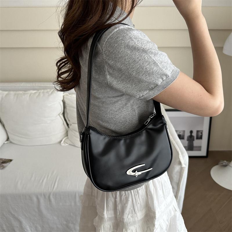 Trendy Pu Crescent Shoulder Bag 2024 Fashion Crossbody For Women With Stitching
