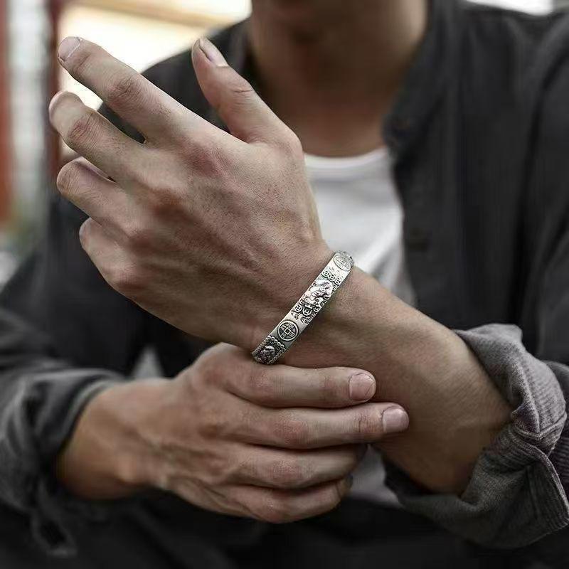 Retro Pixiu Bracelet with Treasure Coins and Heart Sutra - Men's Distressed Alloy Jewelry