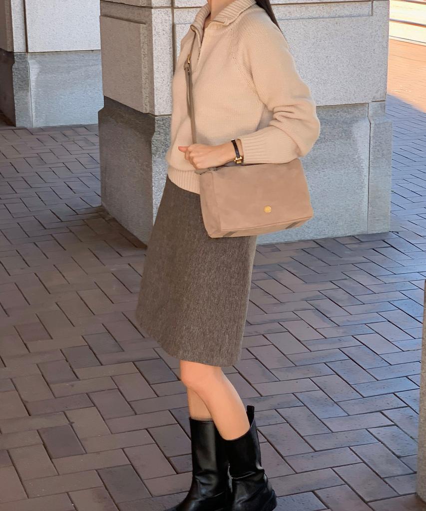 Tooamo Bella Suede Box Bag Beige