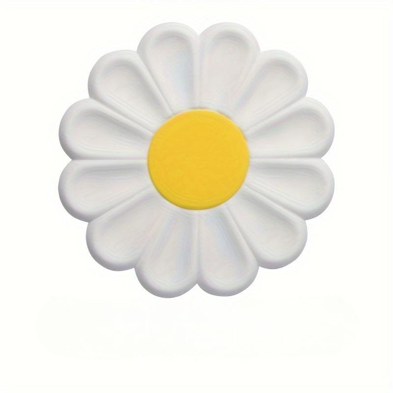 1PC Daisy Flower Silicone Heat Insulation Mat Small Anti-scalding and High Temperature Resistant Pot Mat Advanced Sense Pot Dining Table Vegetable Mat