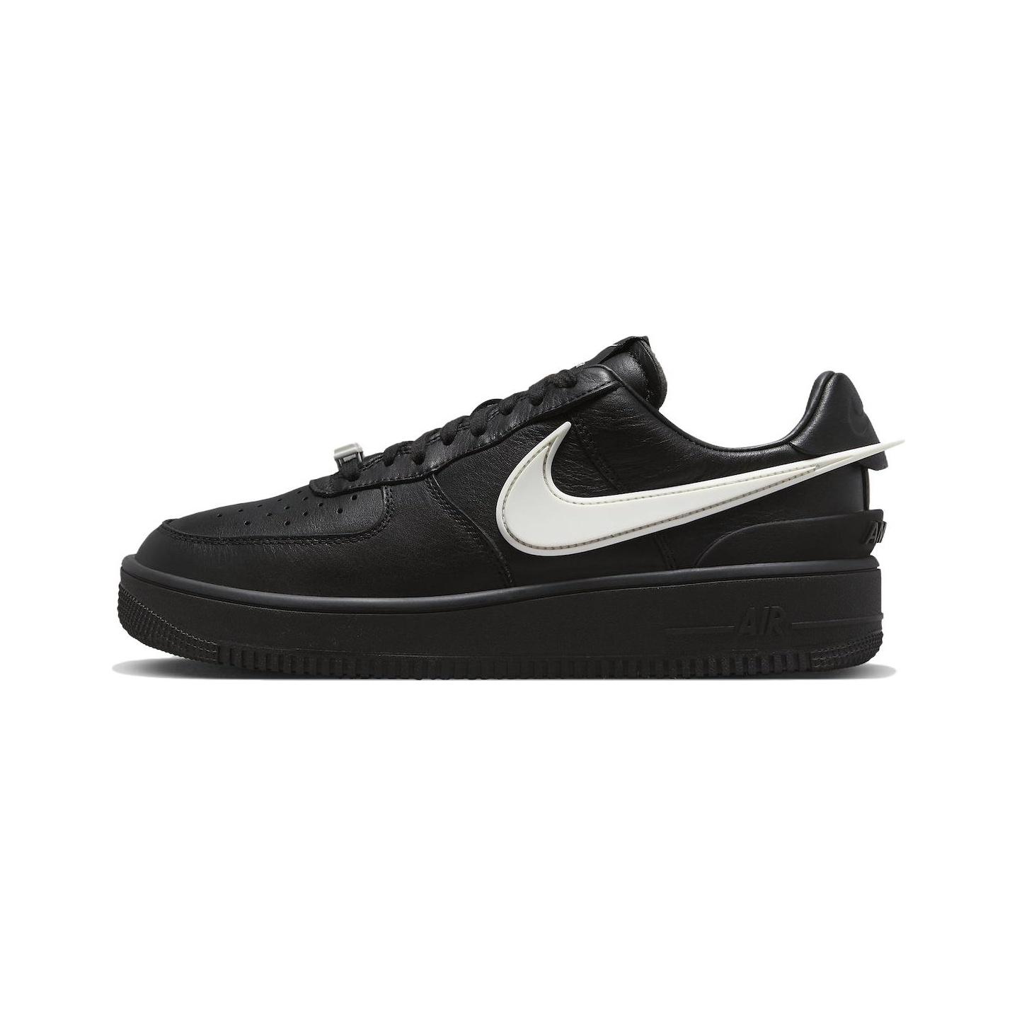 Air Force 1 Low SP AMBUSH Black Nike