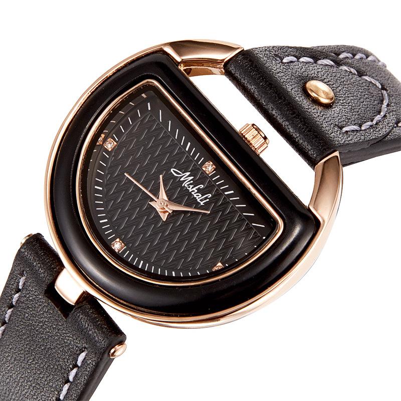 Fashion Trend Cowhide Strap Women'S Watch Retro Temperament Versatile Waterproof Watch Women