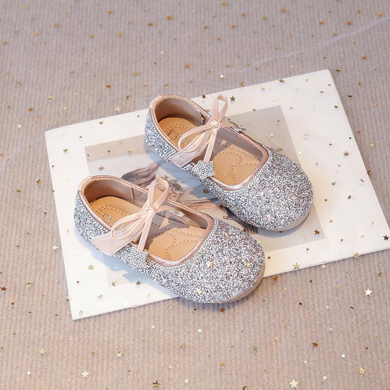 Girls' Sparkling Princess Shoes for Performances2026Spring and summer star rhinestone bow small leather shoes