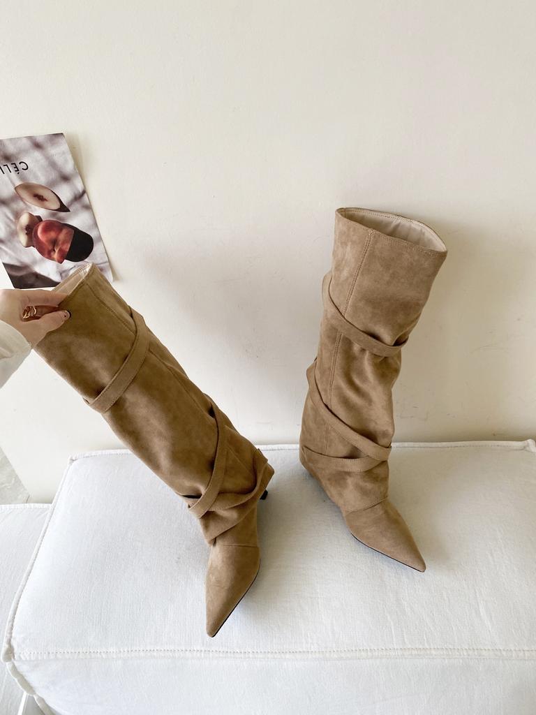 European and American style big tube circumference belt buckle pointed suede stiletto boots