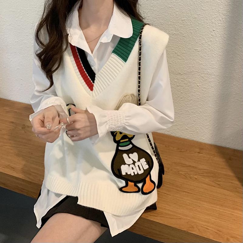 

Женский контрастный трикотажный жилет без рукавов с V-образным вырезом - Весна/Осень 2024 Свободный многослойный дизайн One Size белый