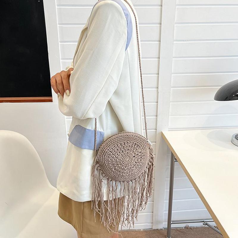 Yogodlns Fashion Round Hand-woven Woman Shoulder Bag Summer Travel Shopping Straw Beach Bags Tassels Female Small Messenger Bag