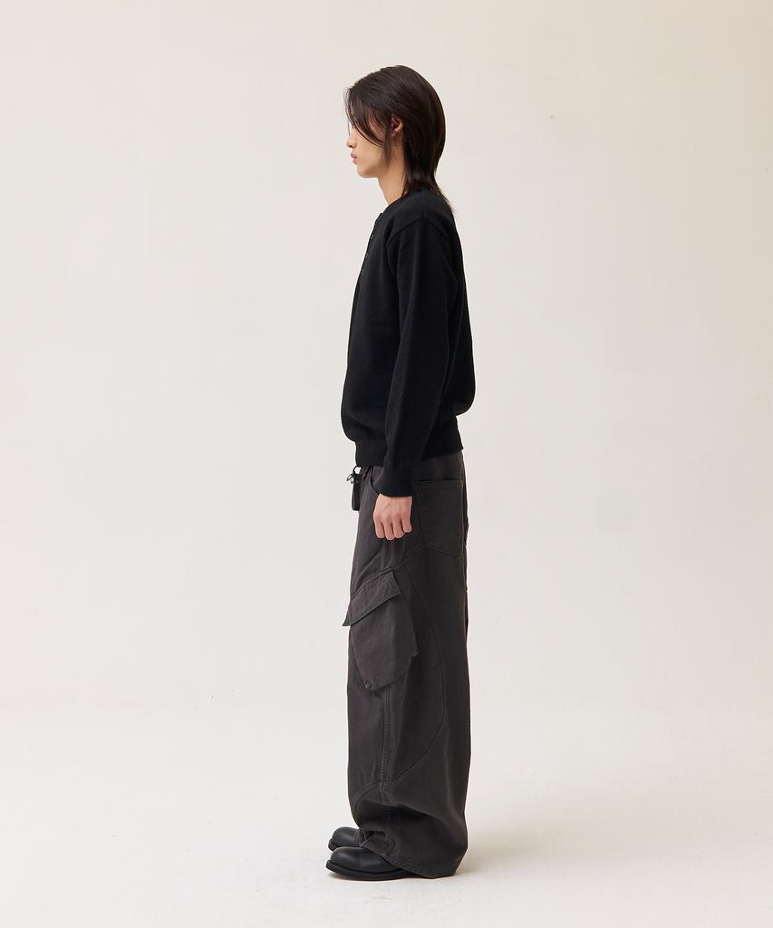Akesi Marc Henley Neck Knit_Black