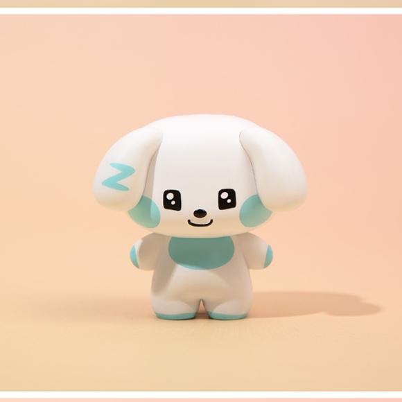 

(zeroni ФІГУРКА МОНІТОРА) ZB1 (ZEROBASEONE) ОФІЦІЙНИЙ MD