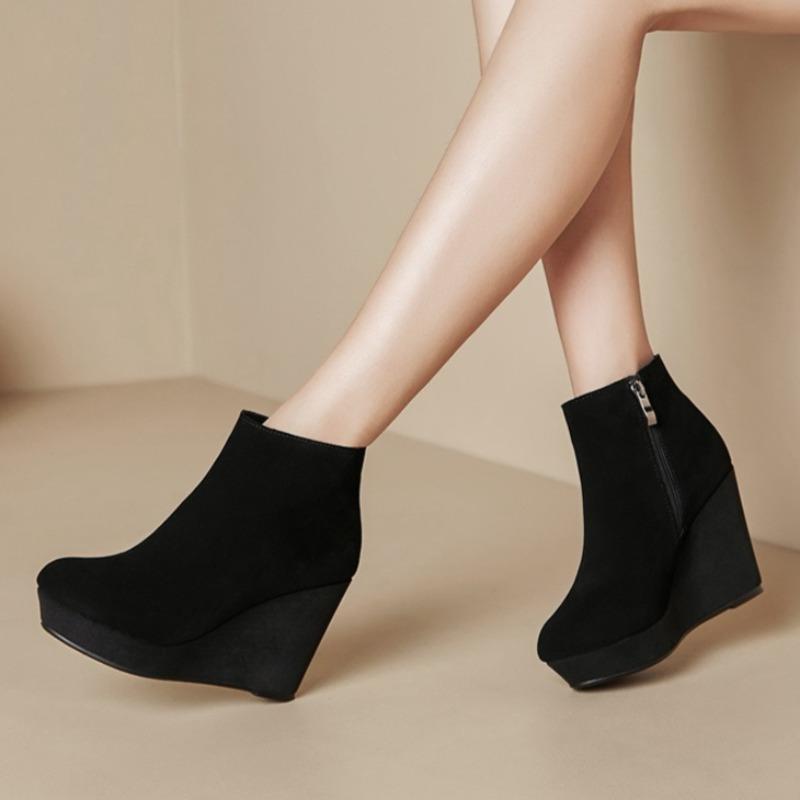 Fashion Platform Women High Heels Wedges Ankle Boots 2025 Winter Suede Designer Shoes Fashion Elegant Short Boots Dress New Trends Pumps