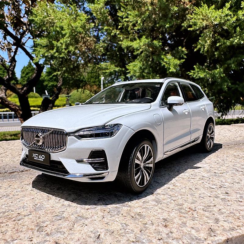 Linyi Toy Car New 1:18 Xc60 Suv Alloy Car Model Diecast Metal Toy Vehicles Car Model High Simulation Collection Childrens Gift Decoration