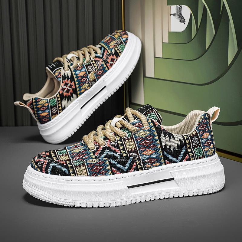 Ethnic Style Men's Stripe Sneakers Casual Breathable Canvas Shoes Loafers Fashion Trend Male Flats Boards Shoes Tennis Masculino
