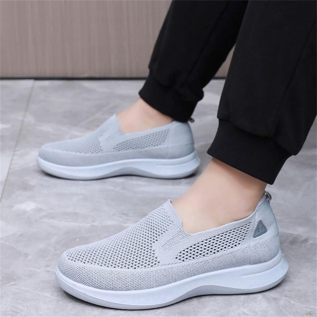 Men's Fashion Slip On Shoes Lightweight Breathable Knit Upper Casual Walking Shoes Flexible Sole Comfortable Fit