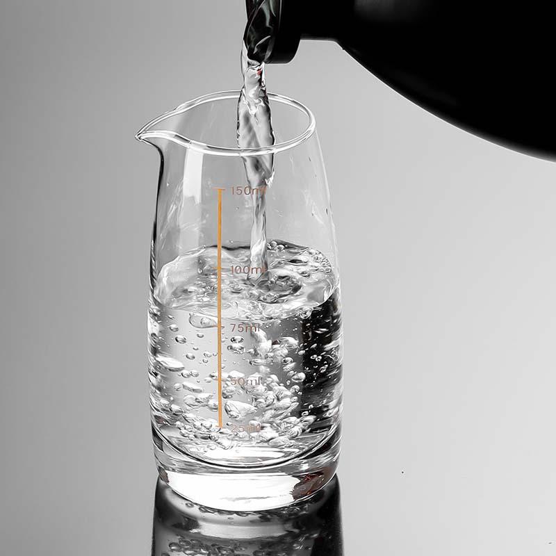 150ml Glass Baijiu Decanter with Scale – Compact Household Liquor Pot, 100ml, Handleless Design