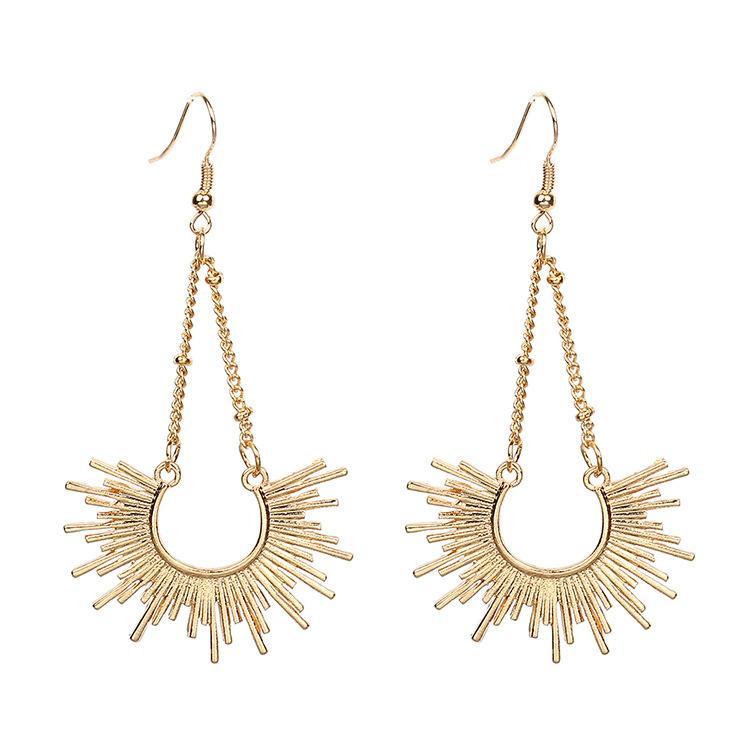 2018 new European and American fashion accessories simple long bohemian temperament earrings exaggerated popular earrings