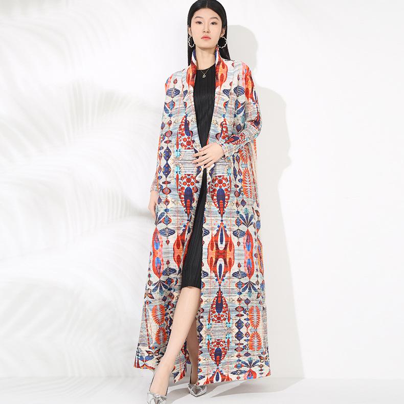 Pleated Printed Long Trench Coat for Women - 2025 Spring Lapel Loose Fit Plus Size Long Sleeve Robe