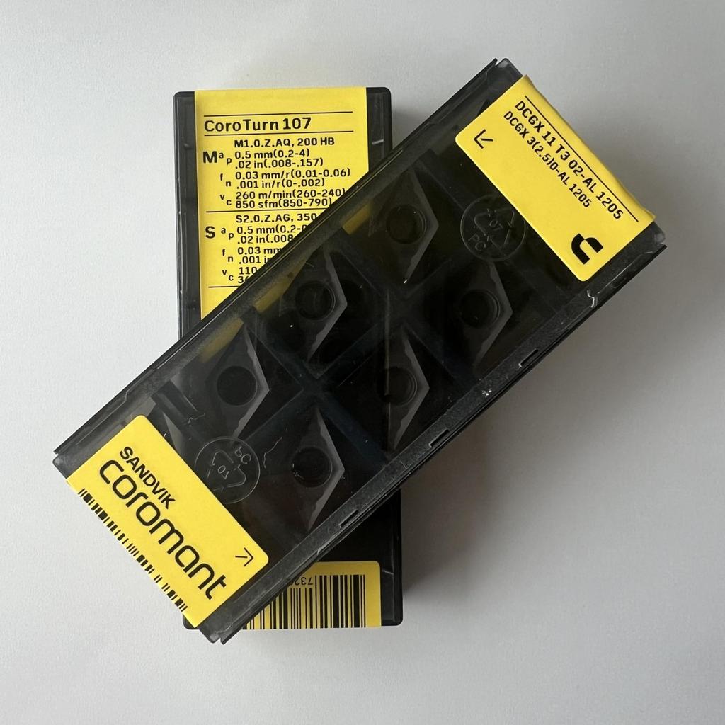 SANDVIK / DCGX11T302-AL 1205 / Original Swedish hard alloy blade 10 Pcs
