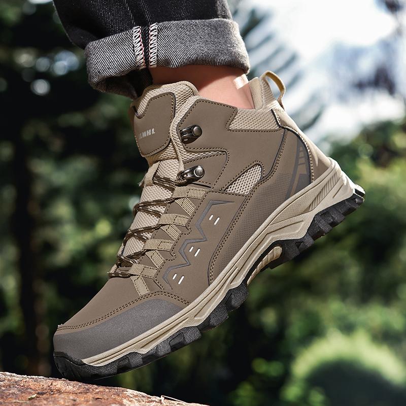 Couples Outdoor Casual Hiking Shoes Four Seasons Breathable Anti-slip Walking Shoes Fashion Men's Plus Size Sports Running Shoes