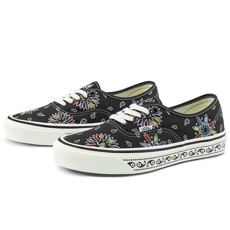 Vans Authentische 44 DX Paisley - Schwarze Unisex-Sneaker Paisley-Schwarz VN0A54F29GG