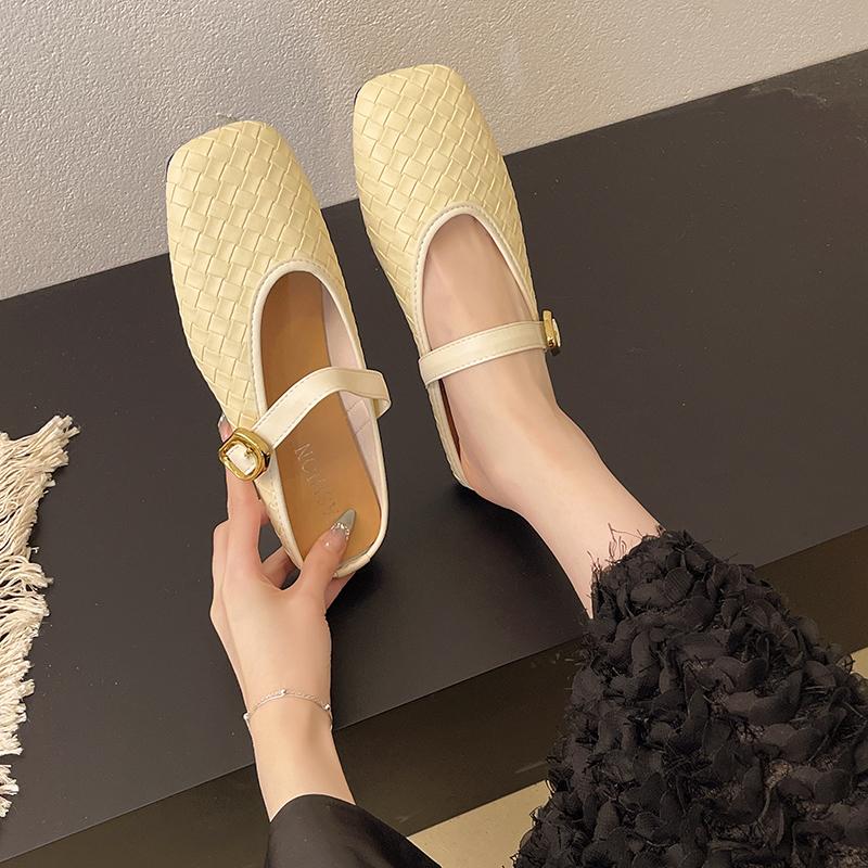 Fashion New Women Flats Autumn Square Toe Mary Jane Shoes Low Heels Designer Ballet Flats Sneakers Women Comfortable Elegant Loafers